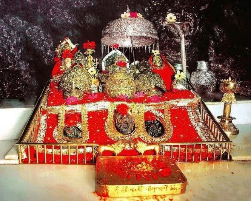 Vaishno Devi Temple, Katra – Darshan, Trek & Travel Guide